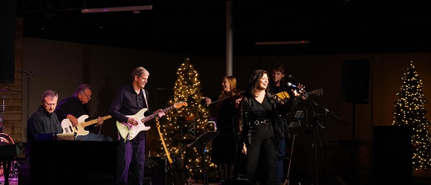 Jessica Horton and the Silver River Band